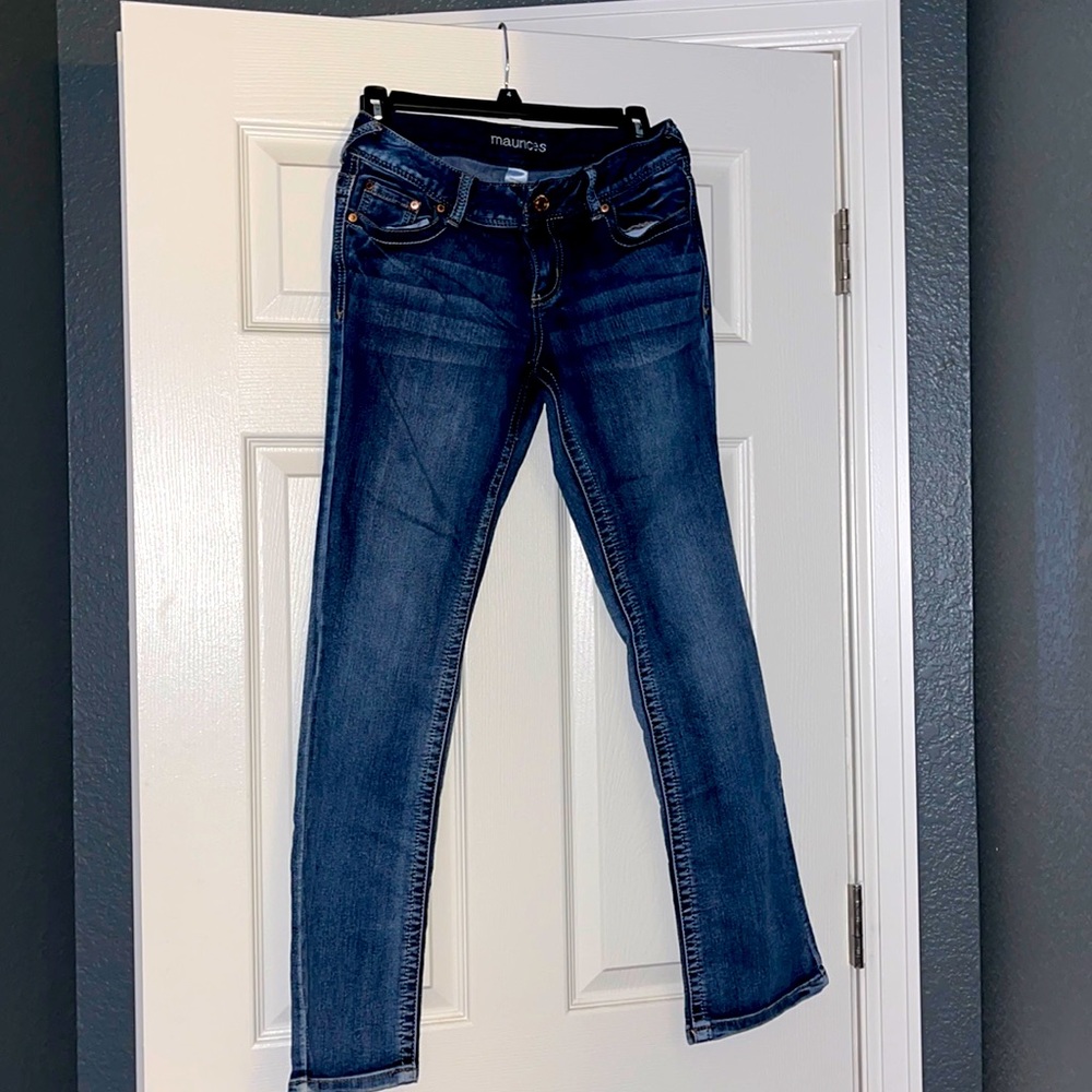 Maurices 5/6 Short Jeans